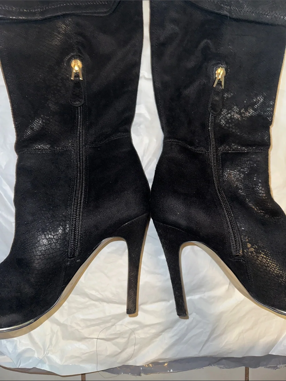 Guess elegant black